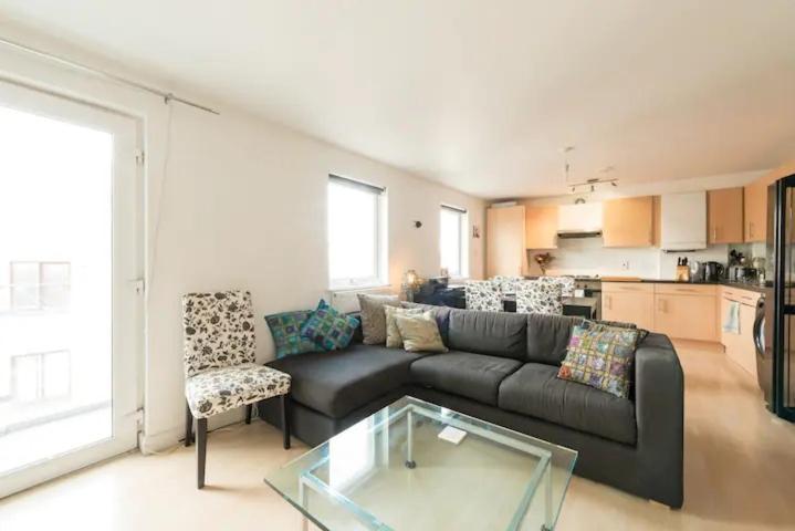 Large London Apartment Near Portobello Market, Notting Hill Экстерьер фото